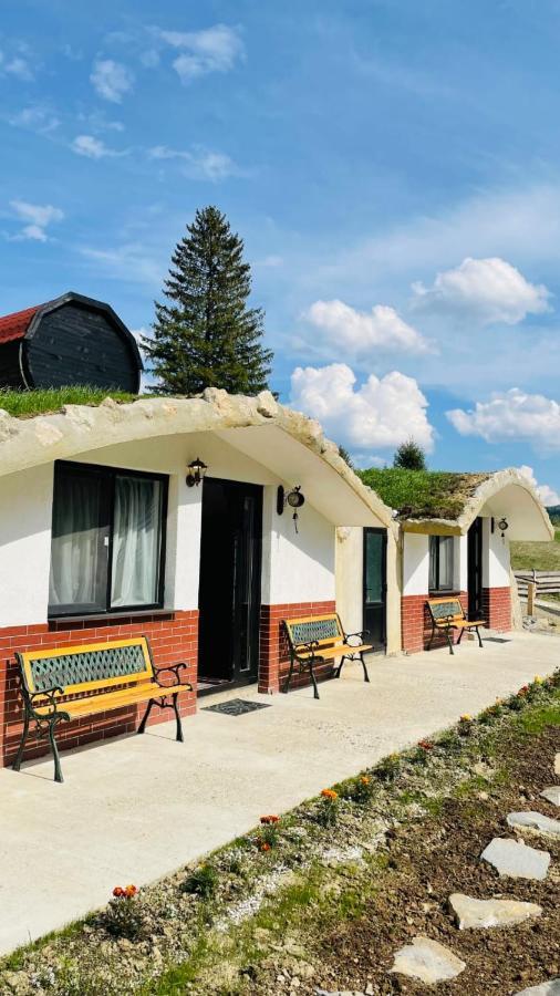 Resort Valea Tatarilor Lacu Rosu Exterior photo